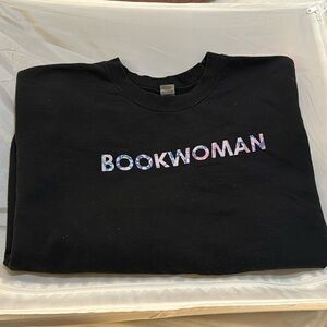 “Bookwoman” branded XL sweatshirt GUC